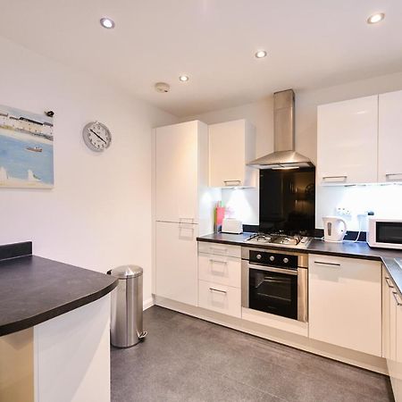 Harbour Quay Apartment 欧文 外观 照片